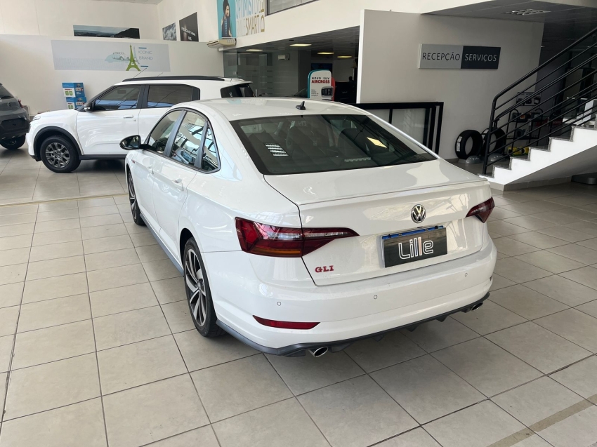 volkswagen jetta 2.0 350 tsi gasolina gli dsg. volkswagen jetta 2.0 350 tsi gasolina gli dsg.
