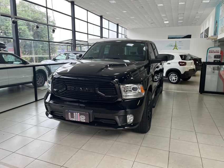 ram classic laramie 5.7 v8 2022/2022 ram classic laramie 5.7 v8 2022/2022