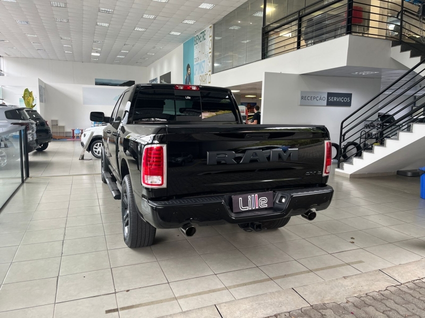 ram classic laramie 5.7 v8 2022/2022 ram classic laramie 5.7 v8 2022/2022