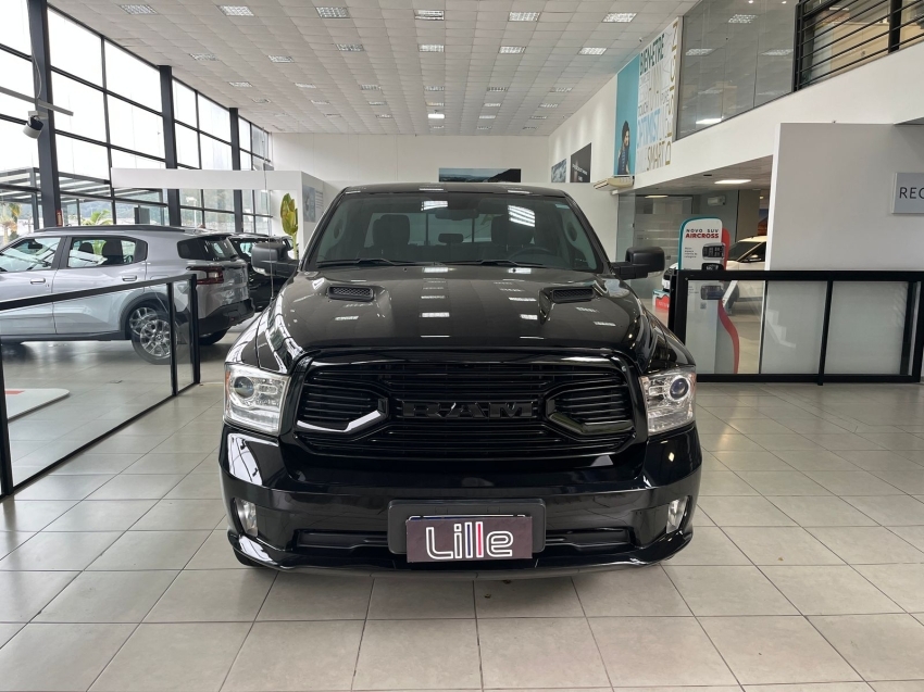 ram classic laramie 5.7 v8 2022/2022 ram classic laramie 5.7 v8 2022/2022