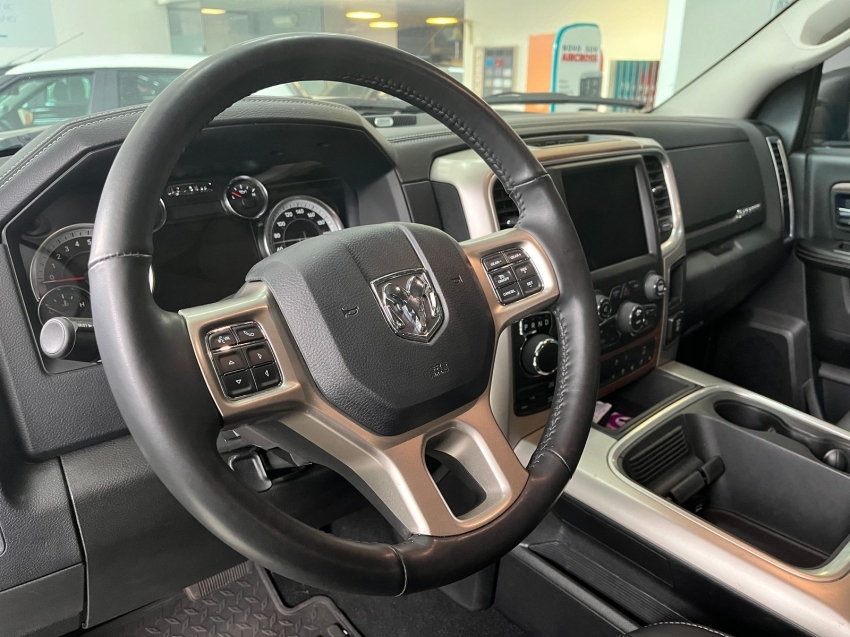 ram classic laramie 5.7 v8 2022/2022 ram classic laramie 5.7 v8 2022/2022