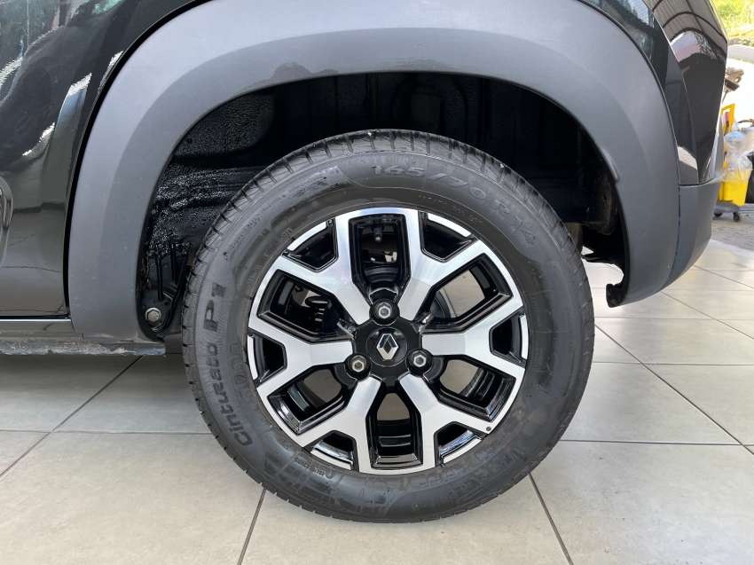 kwid outsider 1.0 2024/2025 kwid outsider 1.0 2024/2025