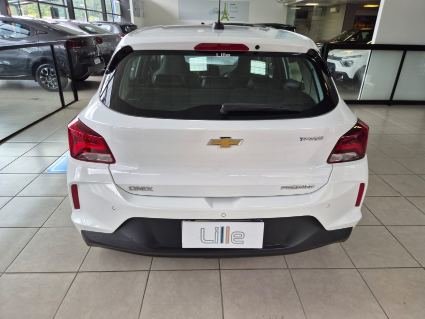 onix premier 1.0 turbo automatico7