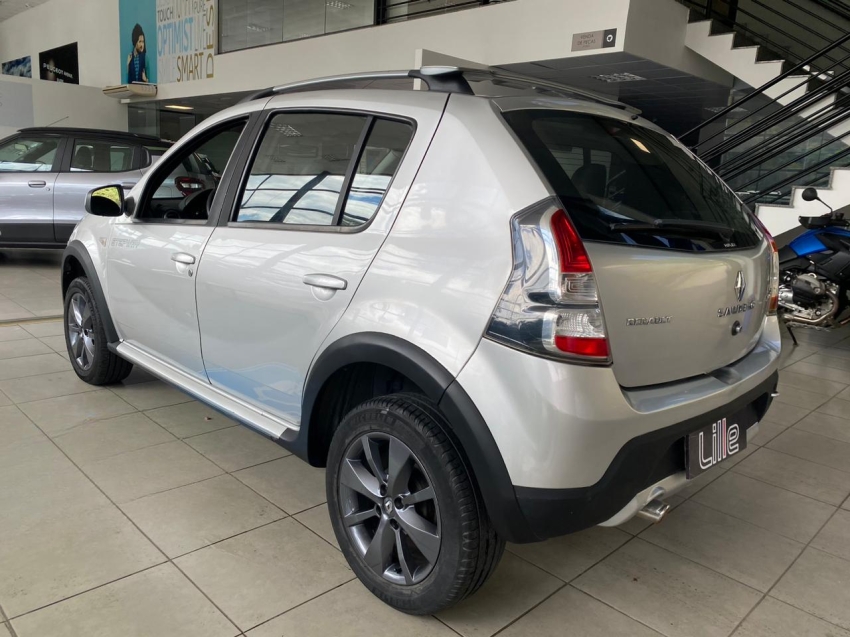 renault sandero stepway 1.6 16v flex 4p automatico5