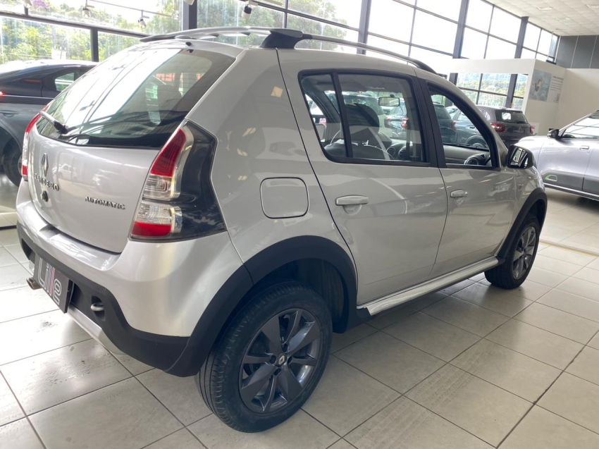 renault sandero stepway 1.6 16v flex 4p automatico3