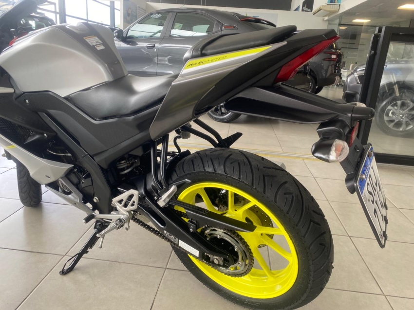 yamaha yzf r15 abs3