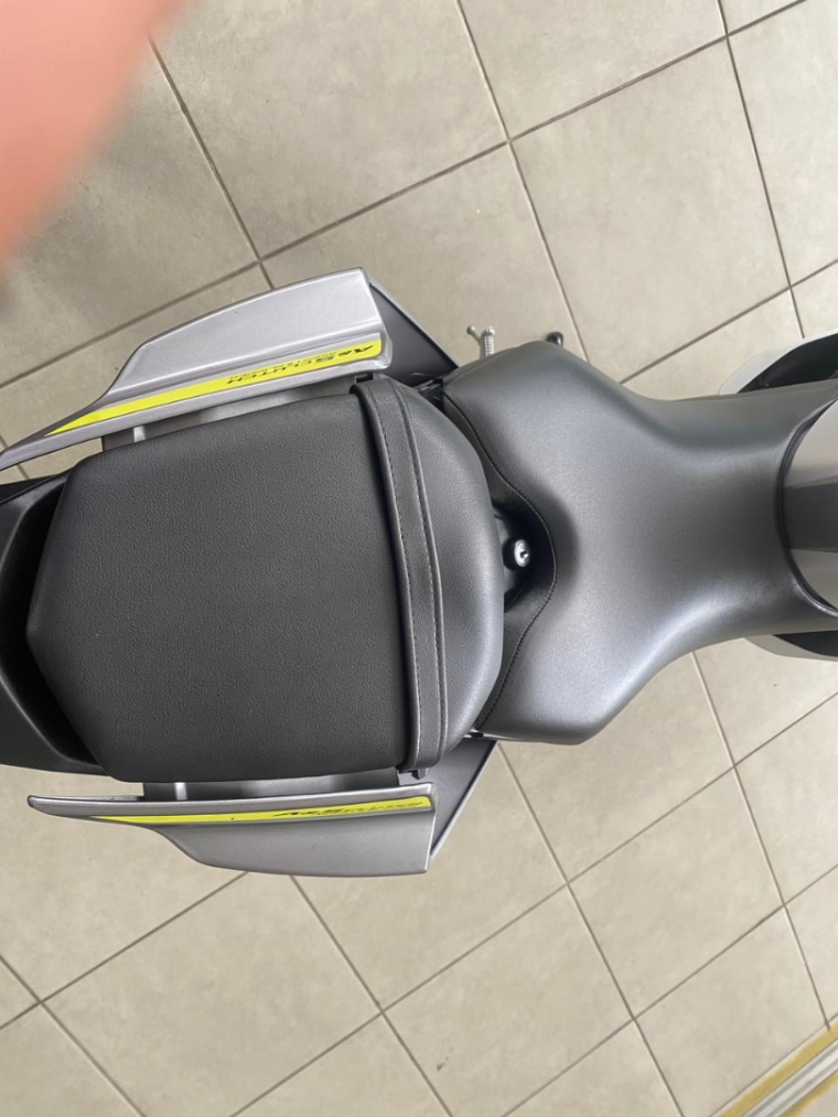 yamaha yzf r15 abs11