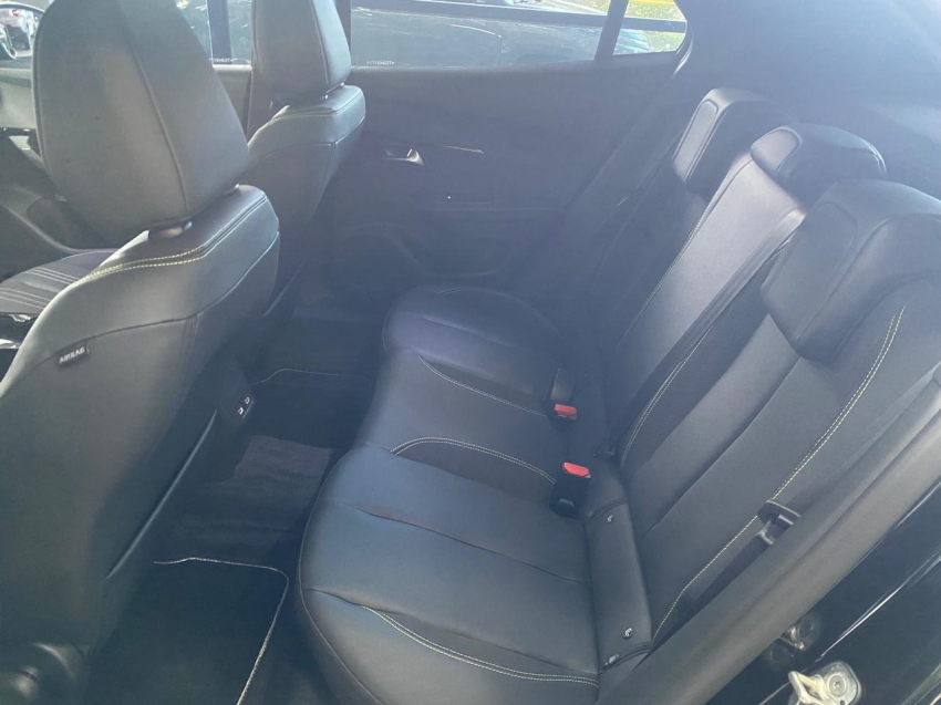 peugeot 2008 1.0 turbo 200 hybrid gt cvt - 7590km garantia fabrica10