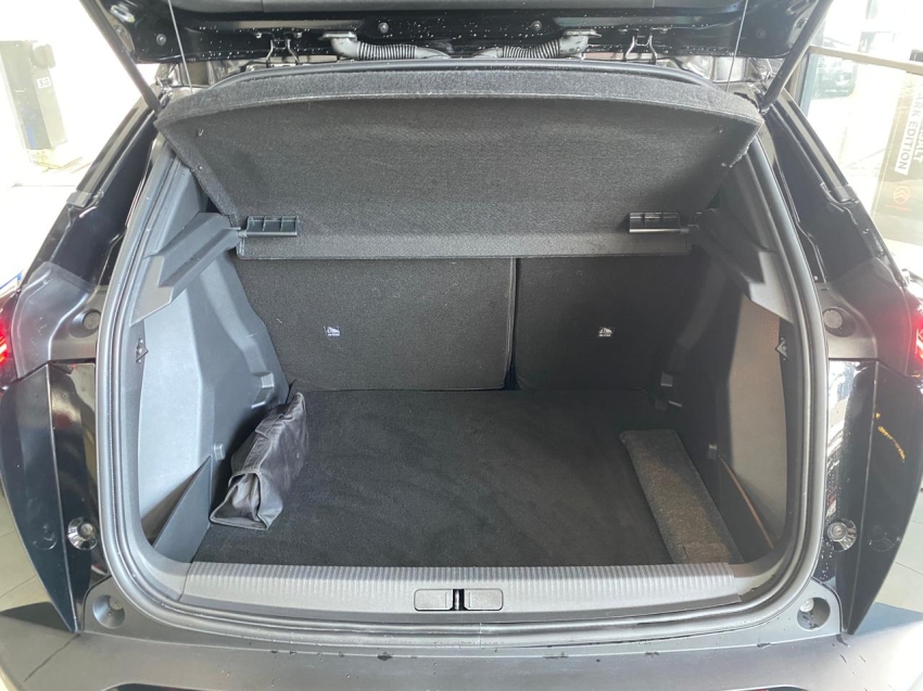 peugeot 2008 1.0 turbo 200 hybrid gt cvt - 7590km garantia fabrica12