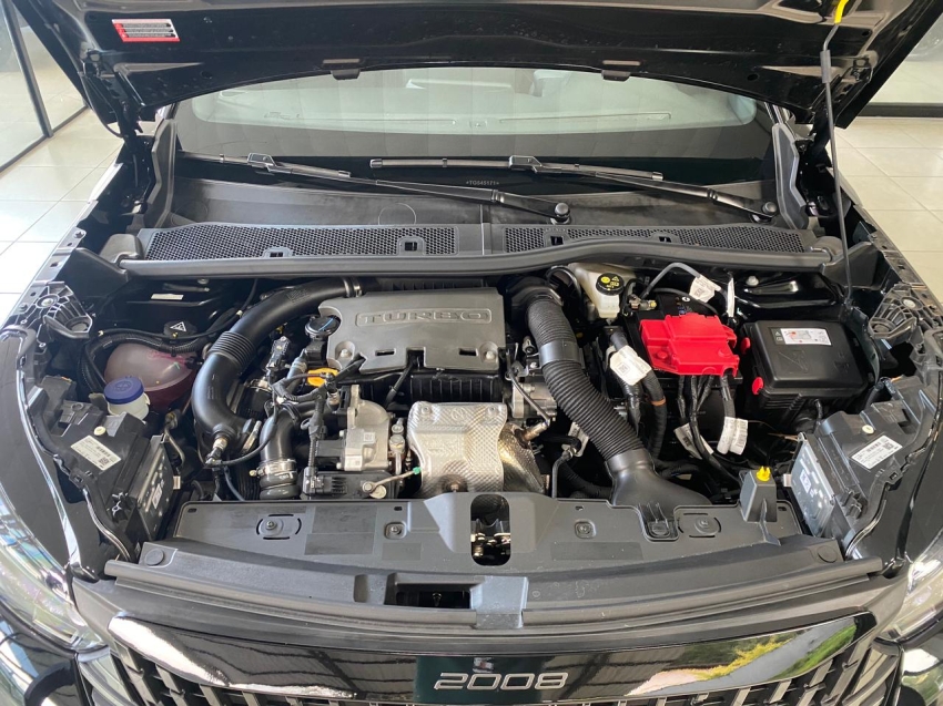 peugeot 2008 1.0 turbo 200 hybrid gt cvt - 7590km garantia fabrica13