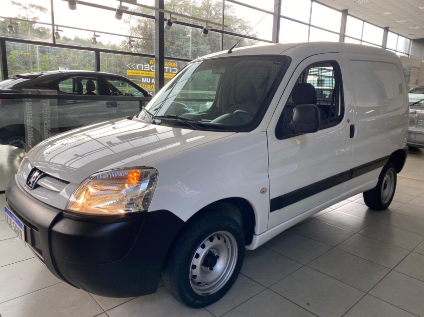 peugeot partner rapid 1.6 flex 2022 branca - 76.050km2