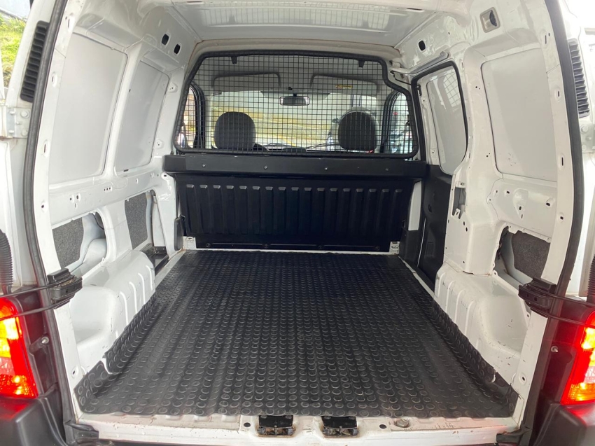 peugeot partner rapid 1.6 flex 2022 branca - 76.050km6