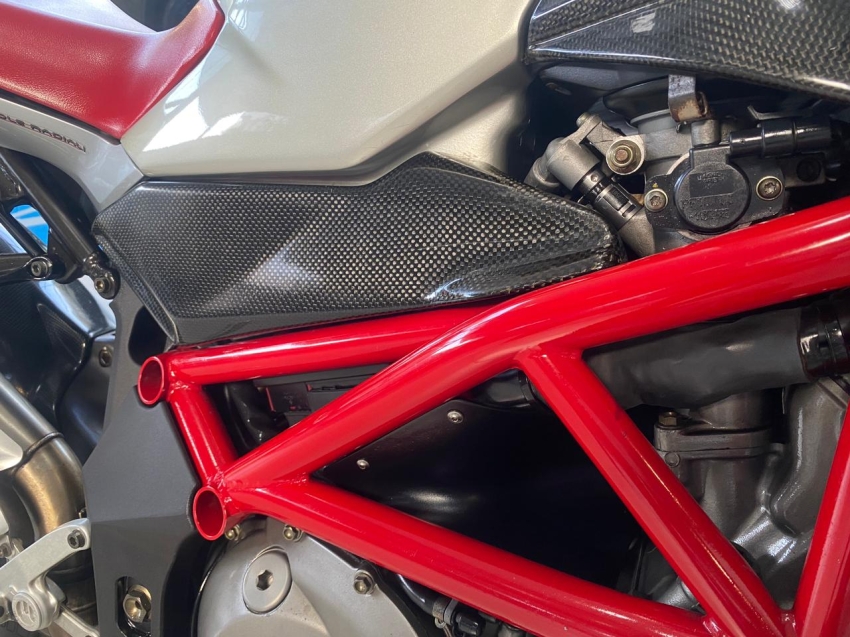 mv agusta f4 brutale 910s cinza - baixa km10