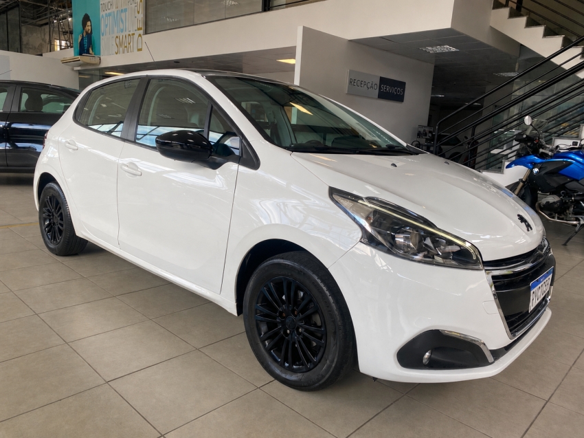 peugeot 208 allure 1.2 flex 2017 |108995km | completo otimo custo-beneficio