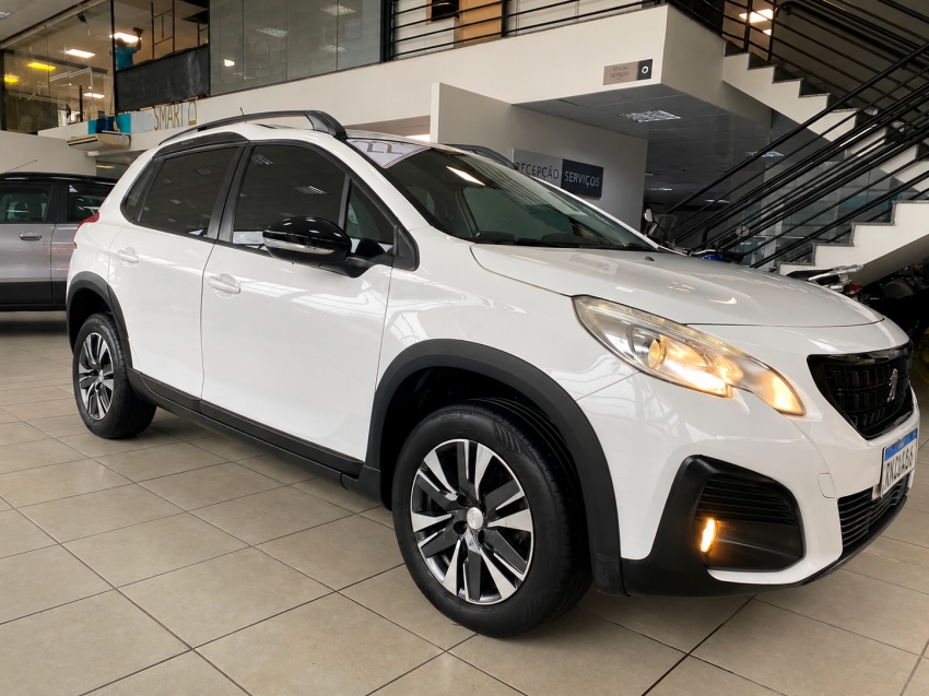 peugeot 2008 allure pack 1.6 automatico 2022 | apenas 56 mil km0