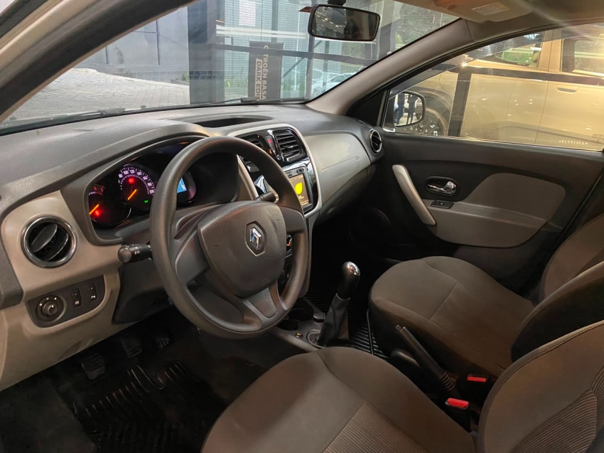renault logan expression 1.6 sce 2018 - 126.103km revisado6