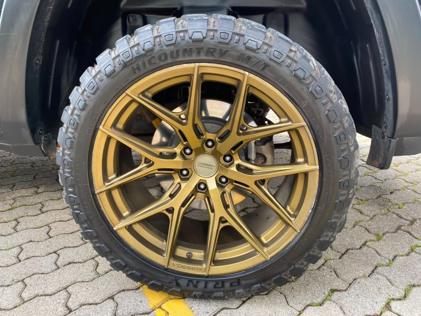 ram 1500 rebel hemi 5.7 v8 4x4 n 2022 | 52.000 km blindagem niii-a vossen 22