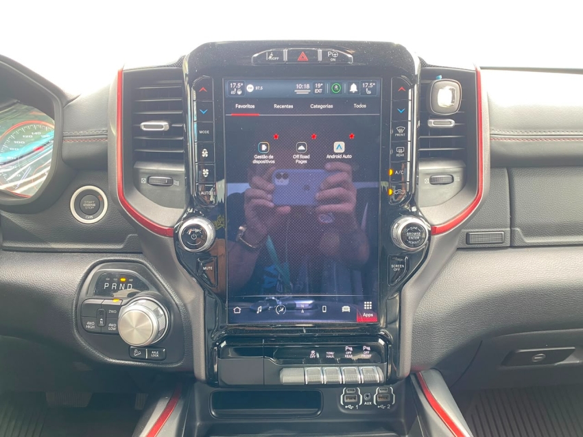 ram 1500 rebel hemi 5.7 v8 4x4 n 2022 | 52.000 km blindagem niii-a vossen 22