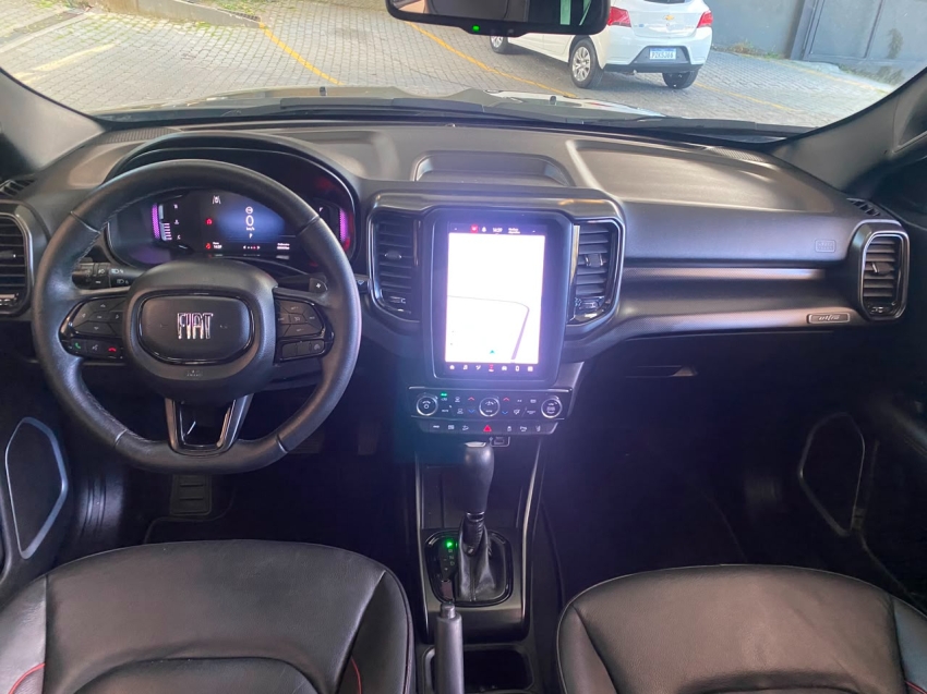 fiat toro ultra 2.0 turbo diesel at9 4x4 2024 | topo de linha capota rigida apenas 56 mil km9