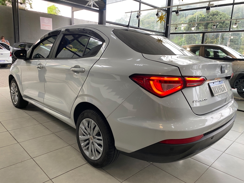 cronos drive 1.3 automatico - 18495km 2023 estado de 0km5