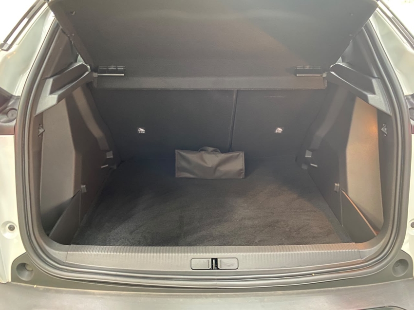 peugeot 2008 gt hibrido - 25/26 944km rodados automatico estado de 0km13