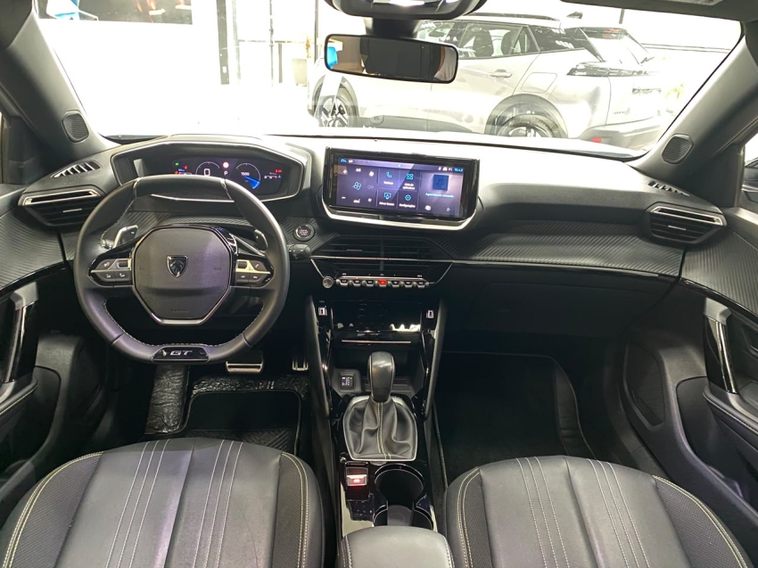 peugeot 2008 gt hibrido - 25/26 944km rodados automatico estado de 0km8