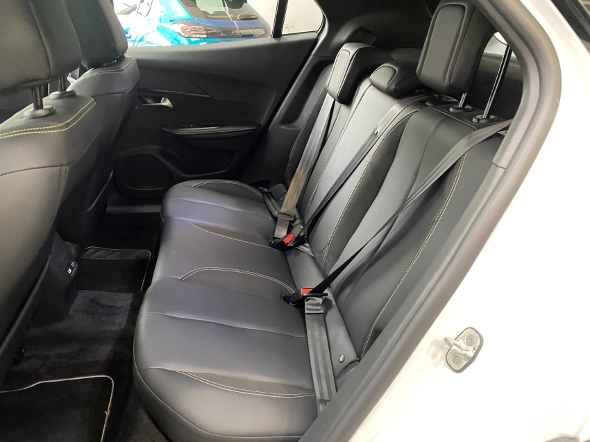 peugeot 2008 gt hibrido - 25/26 944km rodados automatico estado de 0km12