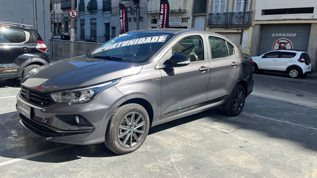 fiat cronos 1.3 firefly flex drive cvt 4p automatico 2025 fiat cronos 1.3 firefly flex drive cvt 4p automatico 2025