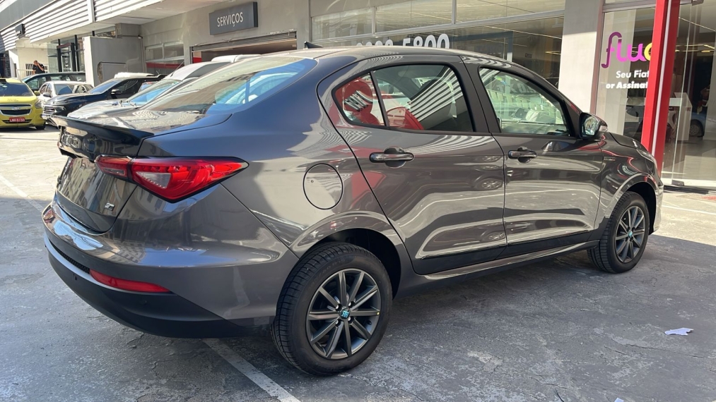 fiat cronos 1.3 firefly flex drive cvt 4p automatico 2025 fiat cronos 1.3 firefly flex drive cvt 4p automatico 2025