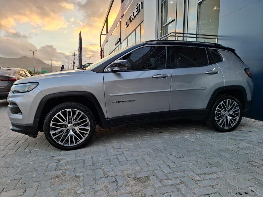 jeep compass 1.3 t270 turbo flex limited at6 4p automatico 2022 jeep compass 1.3 t270 turbo flex limited at6 4p automatico 2022