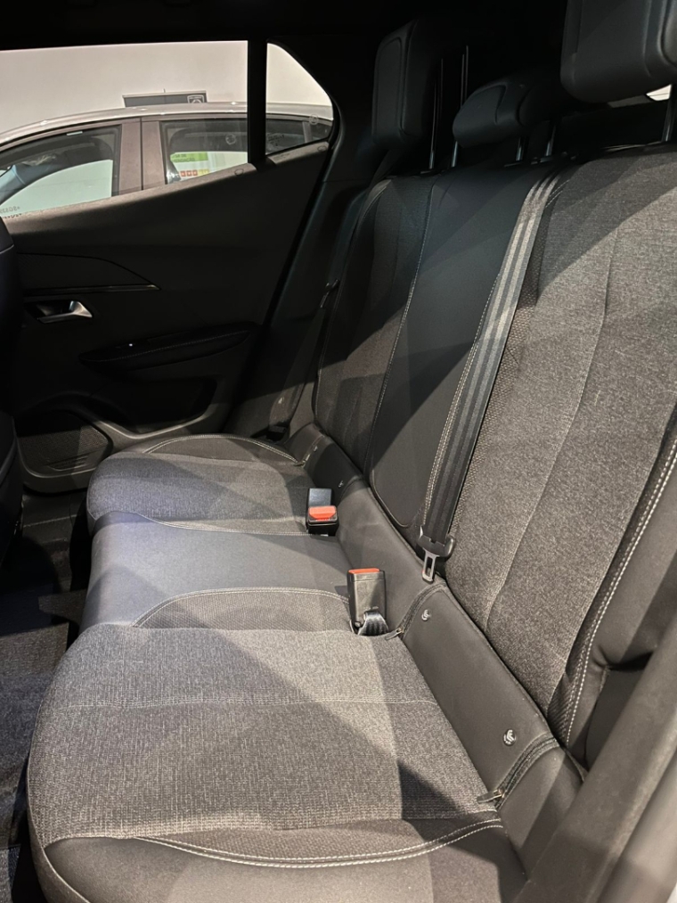 peugeot 2008 1.0 turbo 200 flex active cvt 4p automatico 2025
