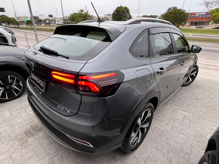 volkswagen nivus 1.0 200 tsi total flex highline automatico 4p 20231