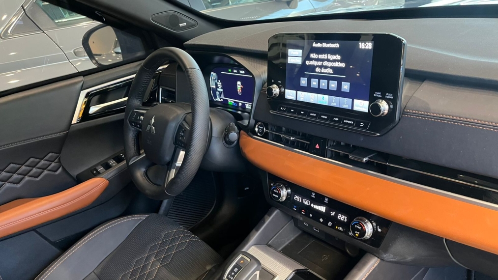 mitsubishi outlander 2.4 phev signature s-awc dht hibrido 4p automatico 20266