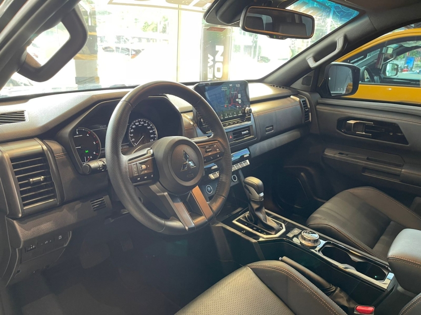 mitsubishi triton 2.4 biturbo diesel cd katana 4x4 automatico 4p 20268