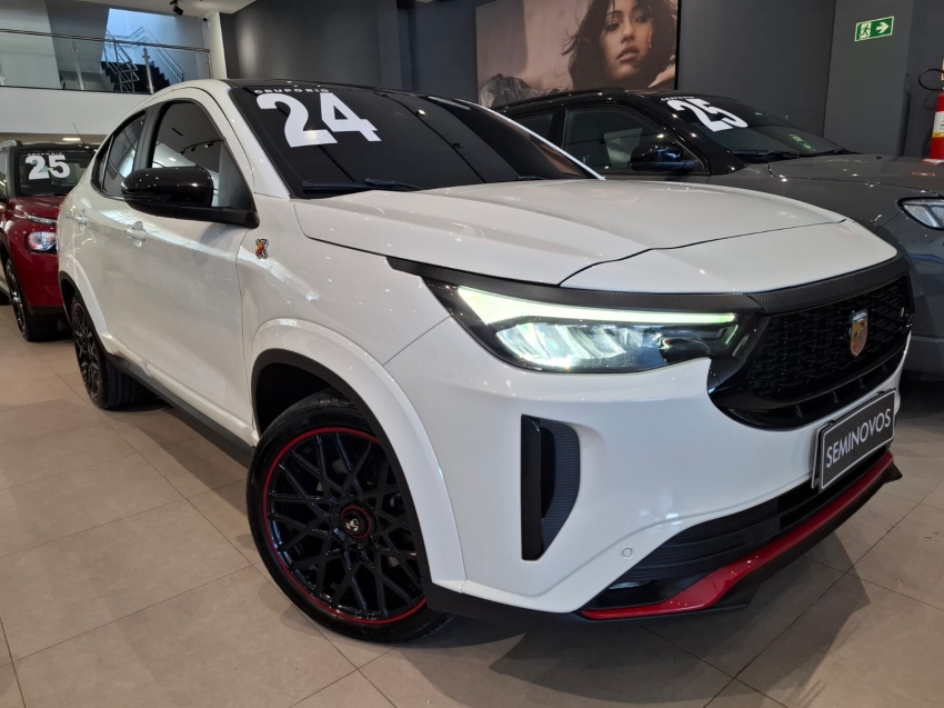 fiat fastback 1.3 turbo 270 flex abarth at6 4p automatico 2024