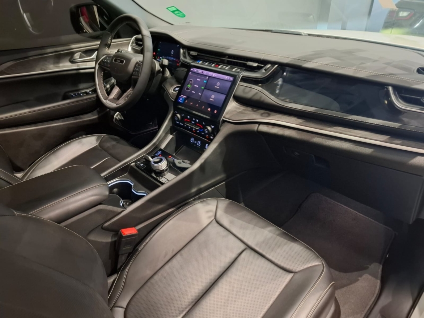jeep grand cherokee 2.0 turbo hibrido 4xe at8 4p automatico 202410