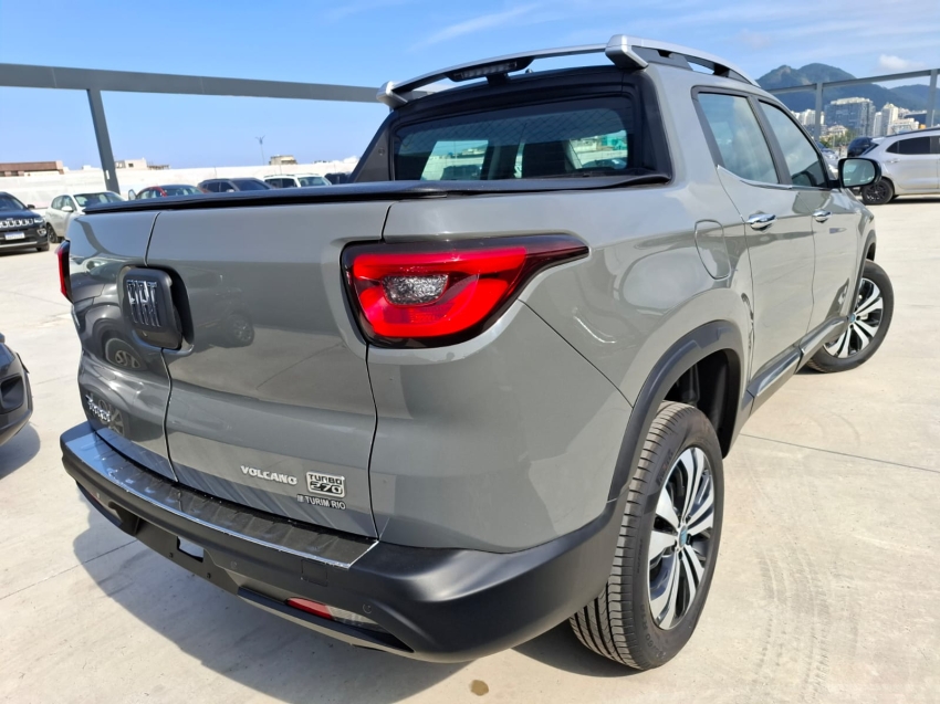 fiat toro 1.3 turbo 270 flex volcano at6 4p automatico 20252