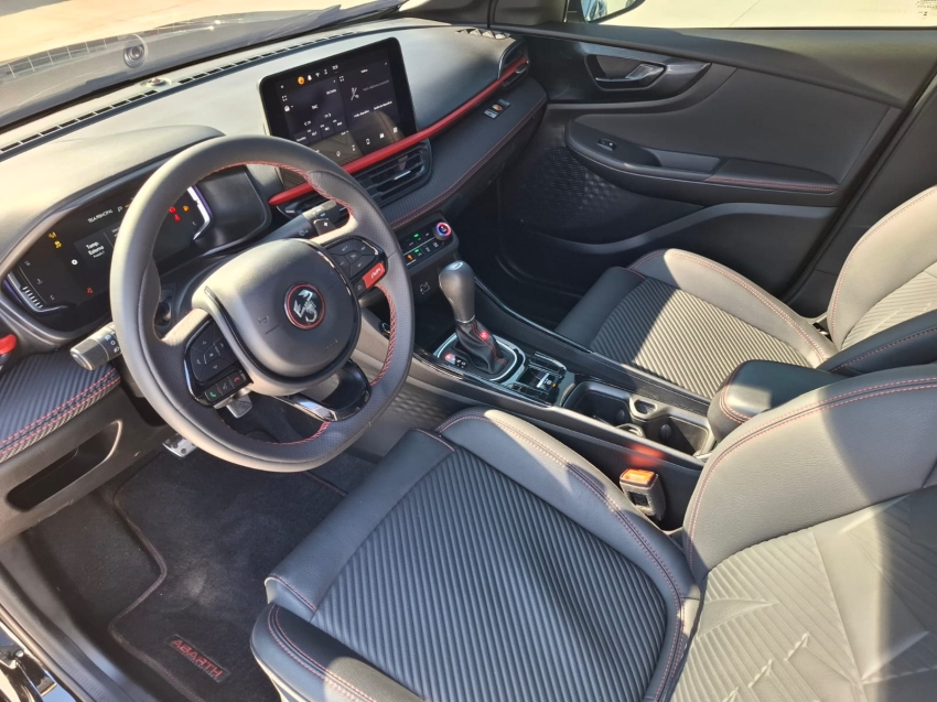 fiat fastback 1.3 turbo 270 flex abarth at6 4p automatico 20268