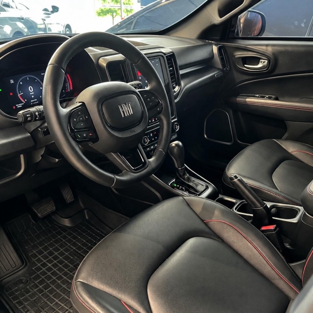fiat toro 2.0 16v turbo diesel ultra 4wd at9 4p automatico 20235