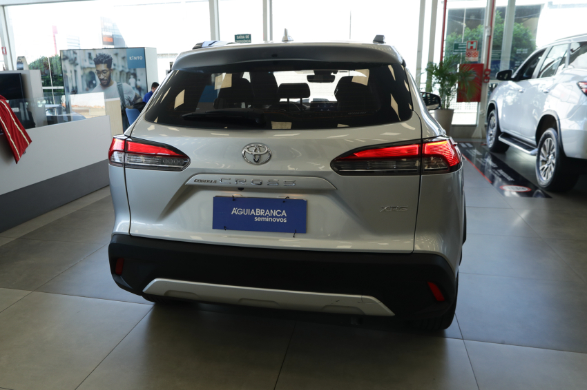 Toyota COROLLA CROSS 2.0 VVT-IE FLEX XRE DIRECT SHIFT 8