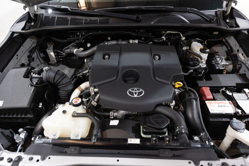 Carro Toyota HILUX SW4