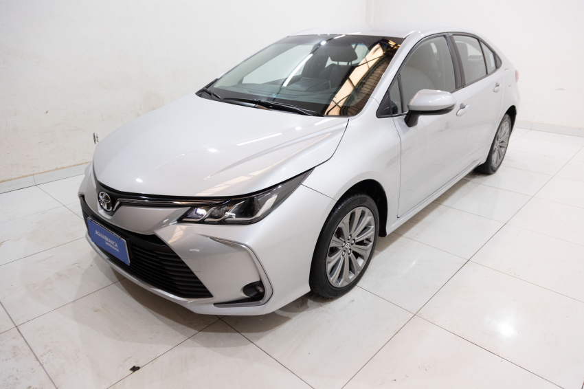 Carro Toyota COROLLA