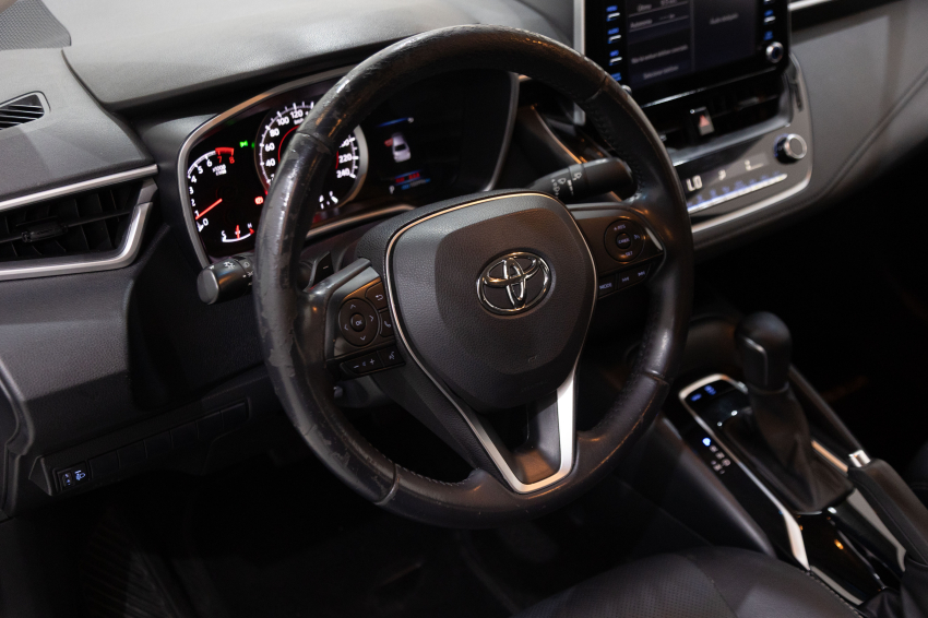 Carro Toyota COROLLA