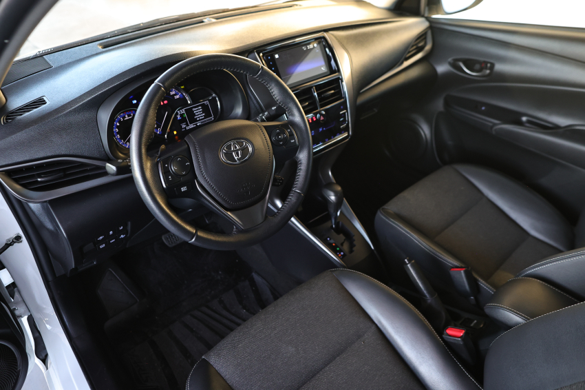 Toyota YARIS 1.5 16V FLEX SEDAN XS MULTIDRIVE 15