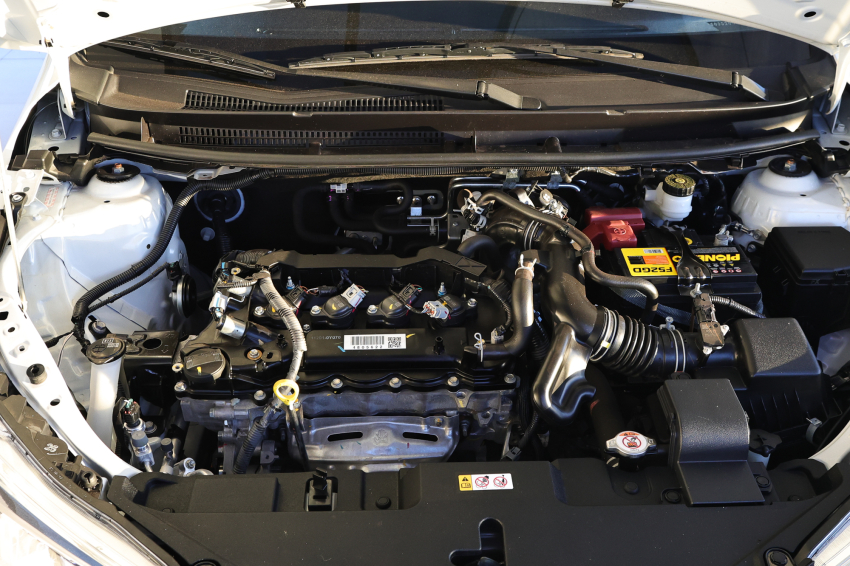 Toyota YARIS 1.5 16V FLEX SEDAN XS MULTIDRIVE 6