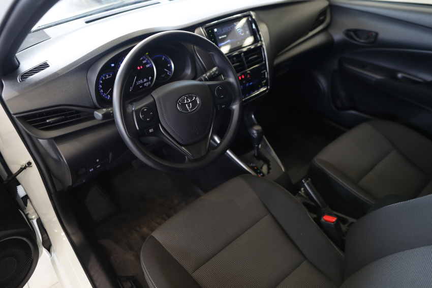 Toyota YARIS 1.5 16V FLEX XL MULTIDRIVE 15
