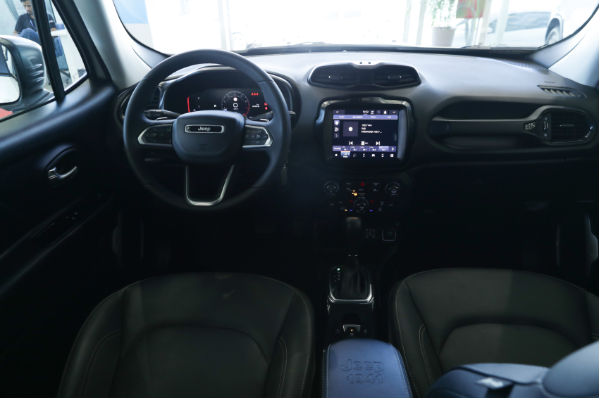 JEEP RENEGADE 1.3 T270 TURBO FLEX LONGITUDE AT6 13