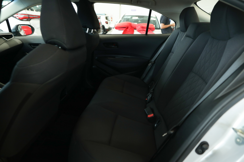 Toyota COROLLA 2.0 VVT-IE FLEX GLI DIRECT SHIFT 18