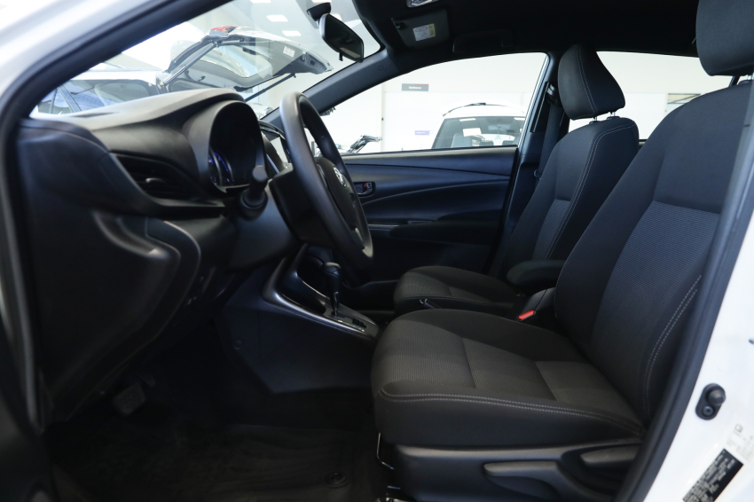 Toyota YARIS 1.5 16V FLEX XL MULTIDRIVE 20