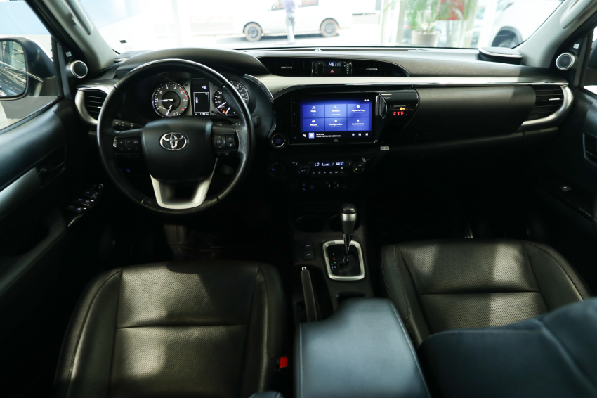 Toyota HILUX 2.8 D-4D TURBO DIESEL CD SRX 4X4 AUTOMÁTICO 14